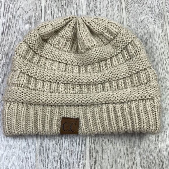 CC. Slouchy Knit Oversized Beanie. OSFA. Tan - Picture 5 of 5